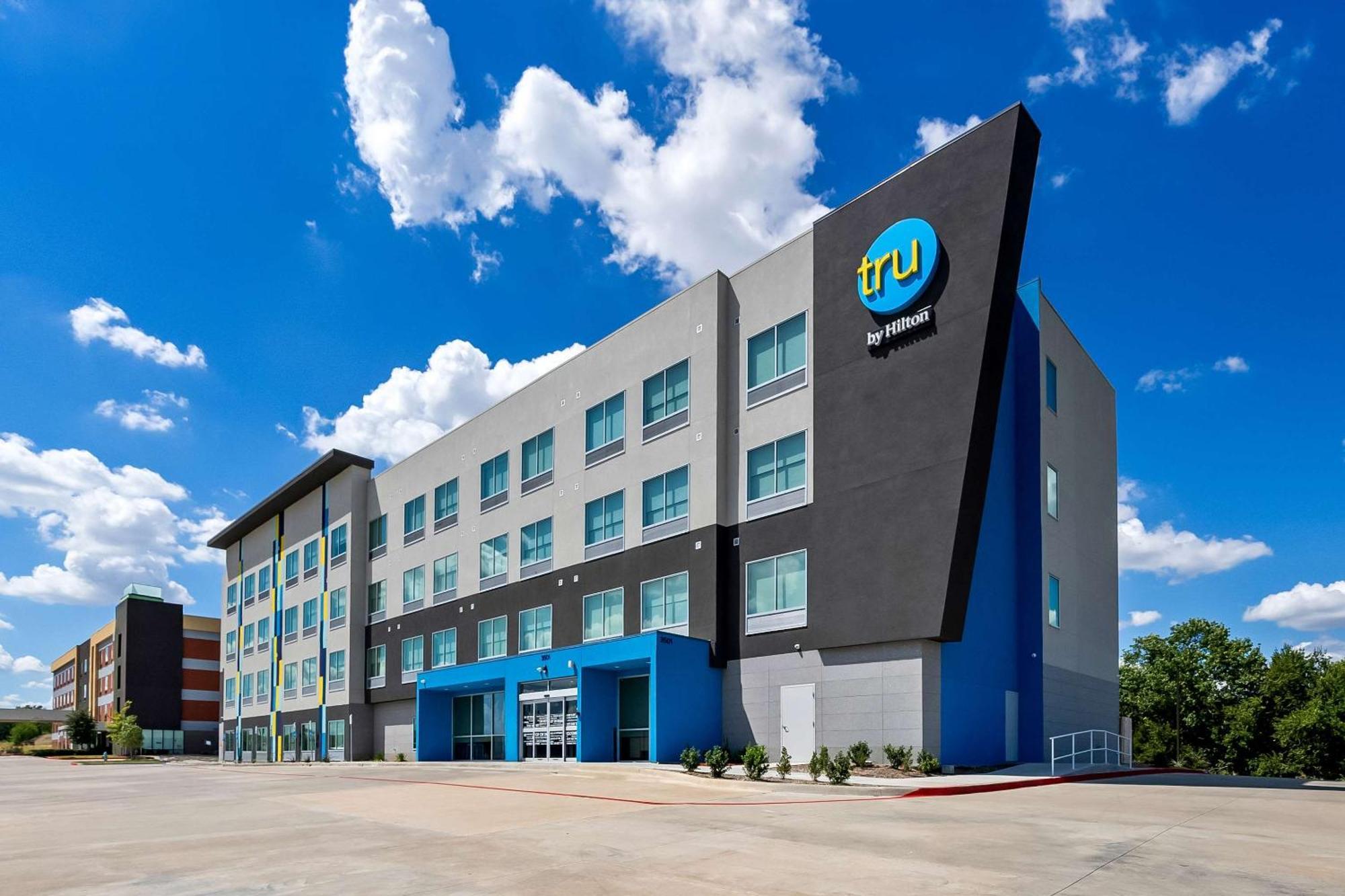 מלון Tru By Hilton Plano Hwy 75 מראה חיצוני תמונה